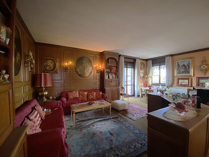 appartameno-due-piani balcone-terrazzo-gallarate-superstra-malpensa-milano