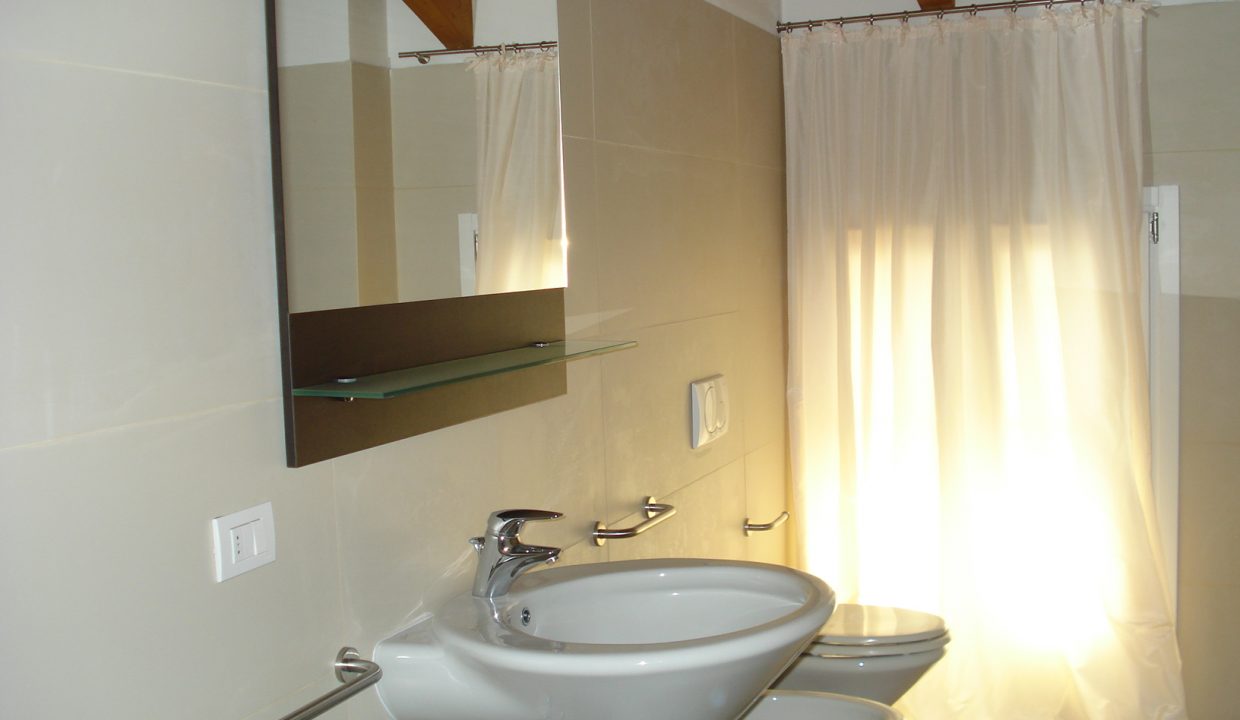 trilocale-uso-investimento-gallarate-centro-milano-malpensa stazione-arredato