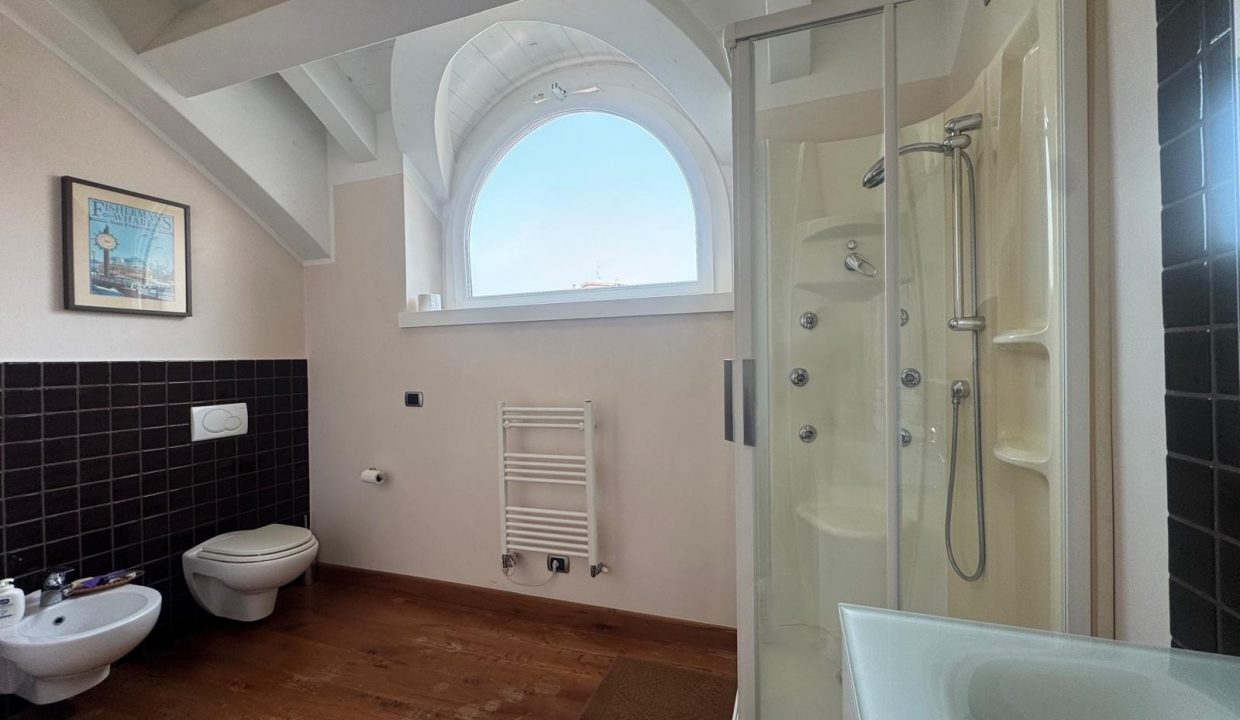 attico-terrazzo-gallarate-centro-milano-malpensa-box