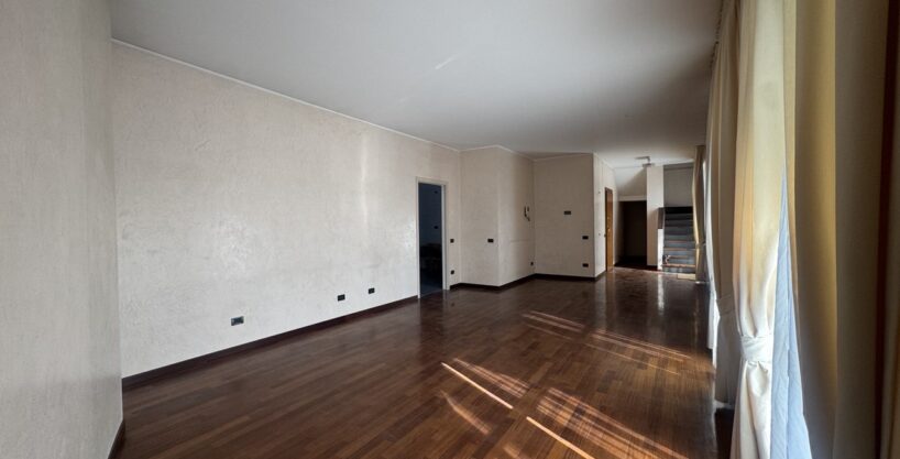 attico-superattico-gallarate-centro-terrazzo-balcone-box-doppio-milano-malpensa-varese
