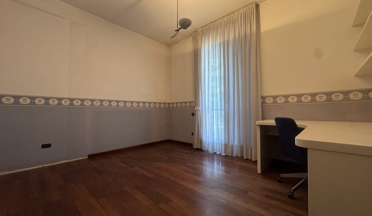 attico-superattico-gallarate-centro-terrazzo-balcone-box-doppio-milano-malpensa-varese