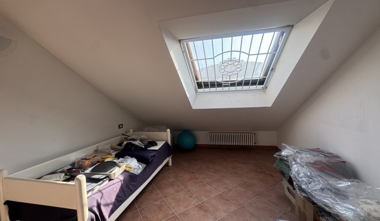 attico-superattico-gallarate-centro-terrazzo-balcone-box-doppio-milano-malpensa-varese