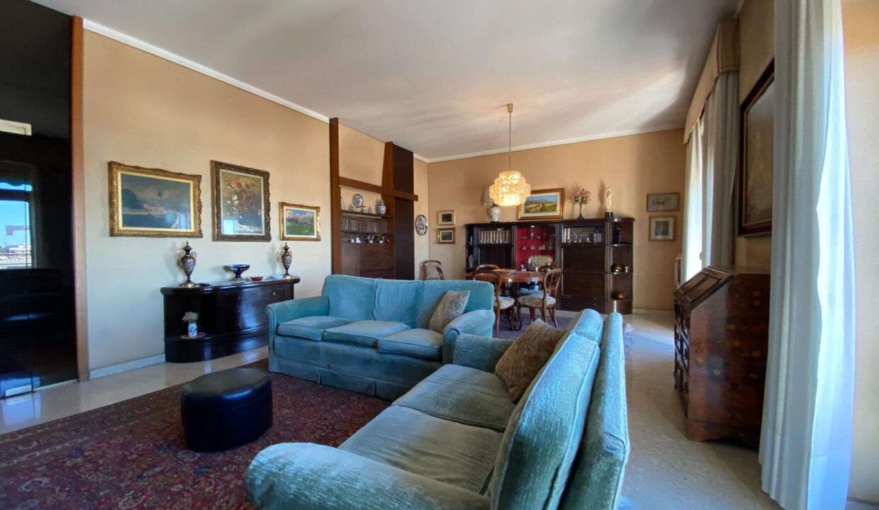 attico-lastrico-solare-gallarate-centro-milano-varese-malpensa-stazione