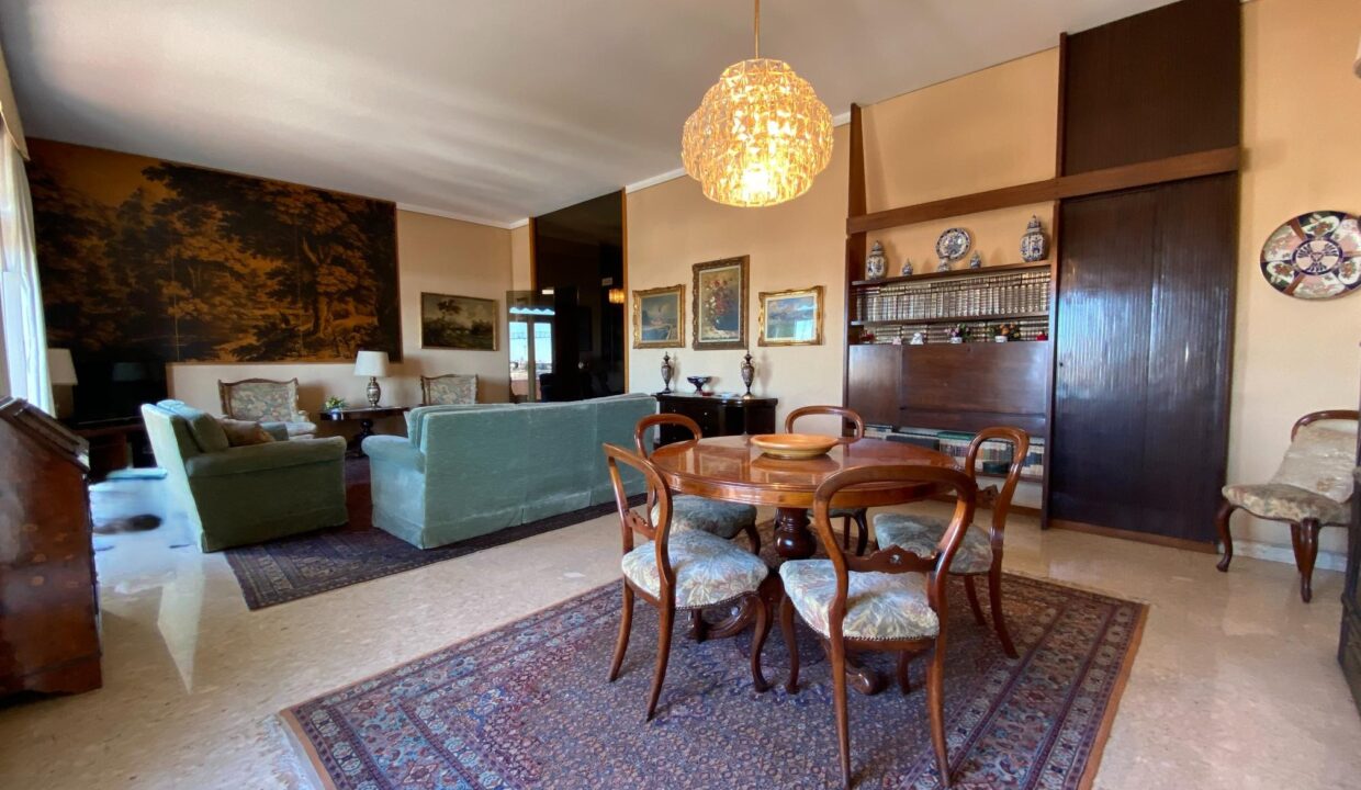 attico-lastrico-solare-gallarate-centro-milano-varese-malpensa-stazione