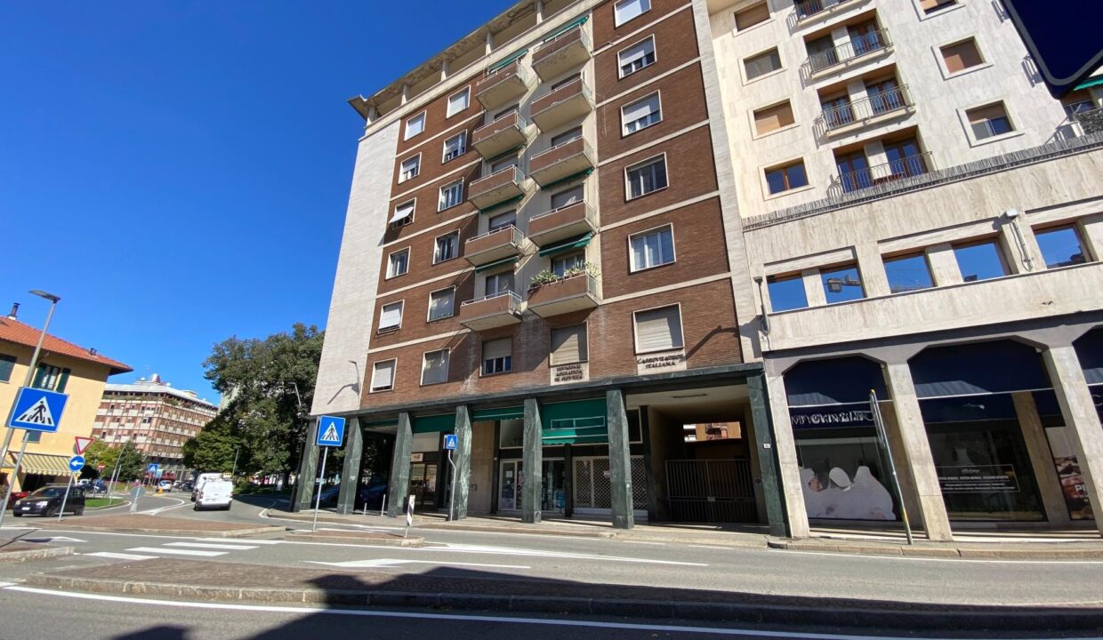 attico-lastrico-solare-gallarate-centro-milano-varese-malpensa-stazione