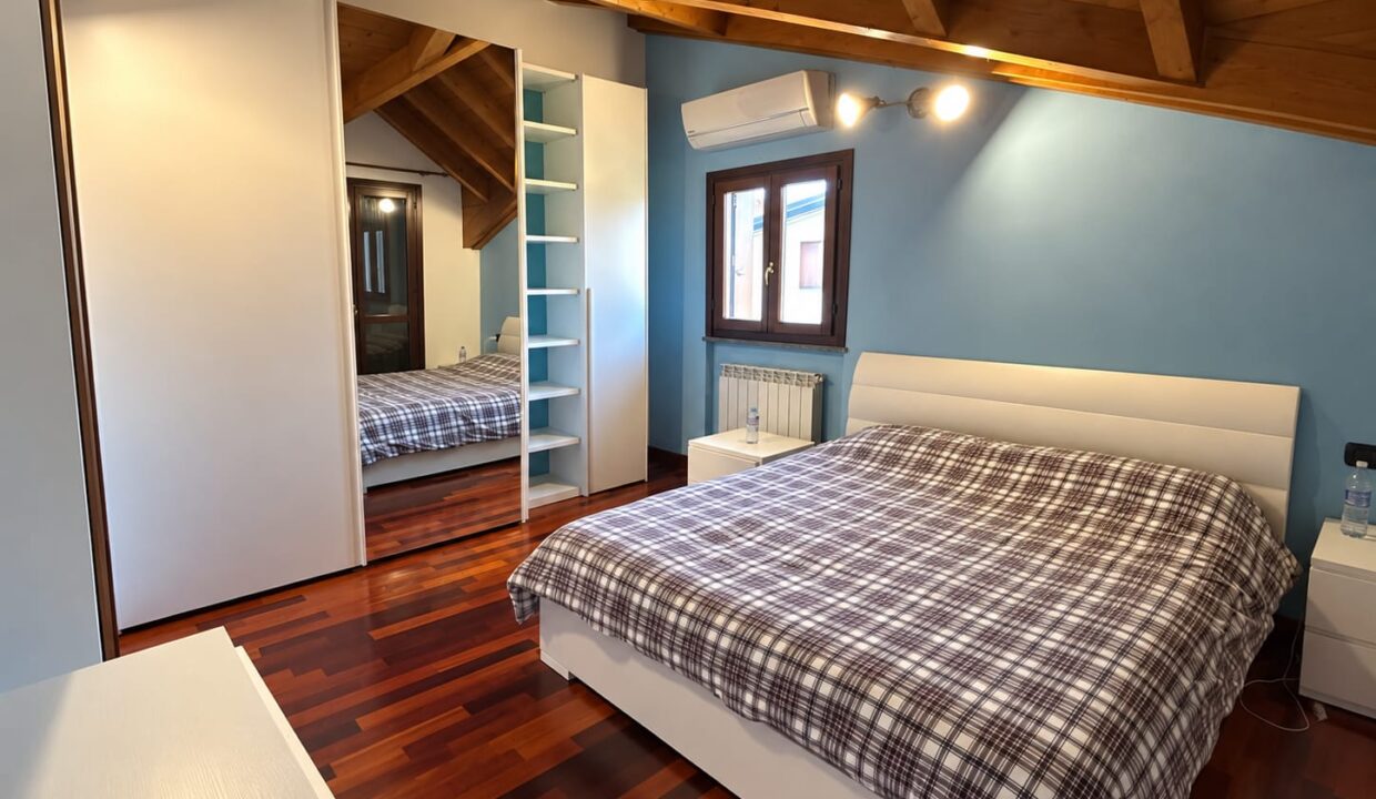 duplex-trilocale-due-livelli-ferno-malpensa-milano-box