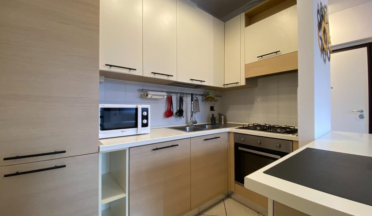 bilocale-arredato-affitto-gallarate-milano-malpensa-balcone-box