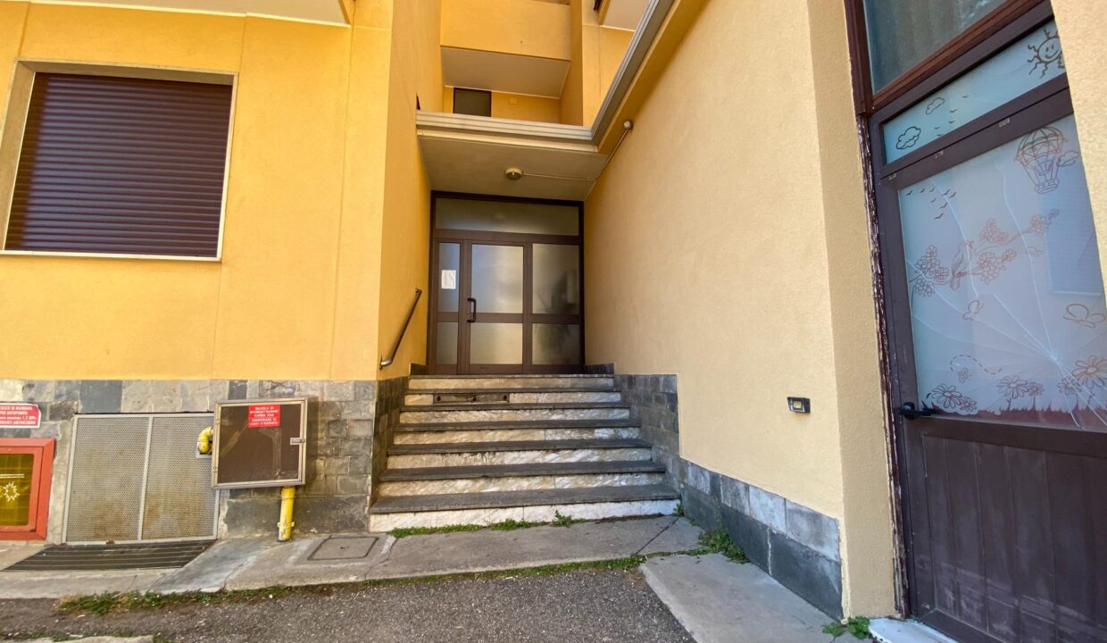 Trilocale-arredato-in-affitto-cardano-al-campo-balcone-malpensa-gallarate