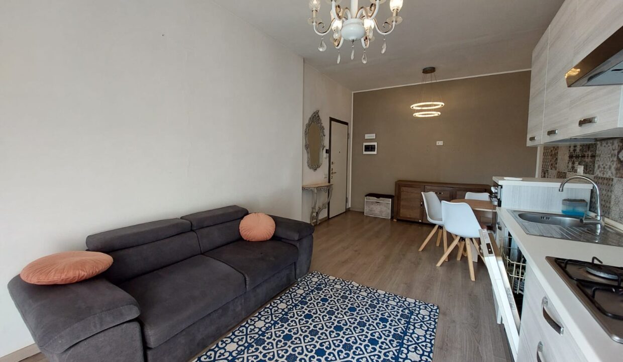 Trilocale-arredato-in-affitto-cardano-al-campo-balcone-malpensa-gallarate