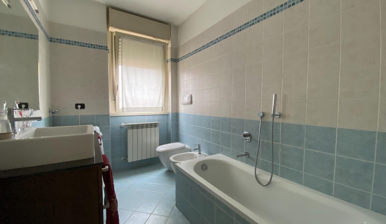 Trilocale-arredato-gallarate-milano-malpensa-balconi
