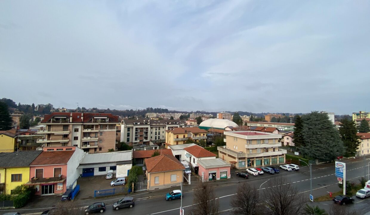 Trilocale-arredato-gallarate-milano-malpensa-balconi