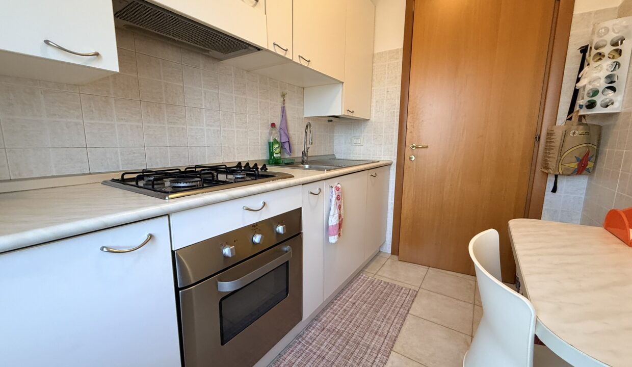 monolocale-gallarate-stazione-arredato-box-cantina-malpensa