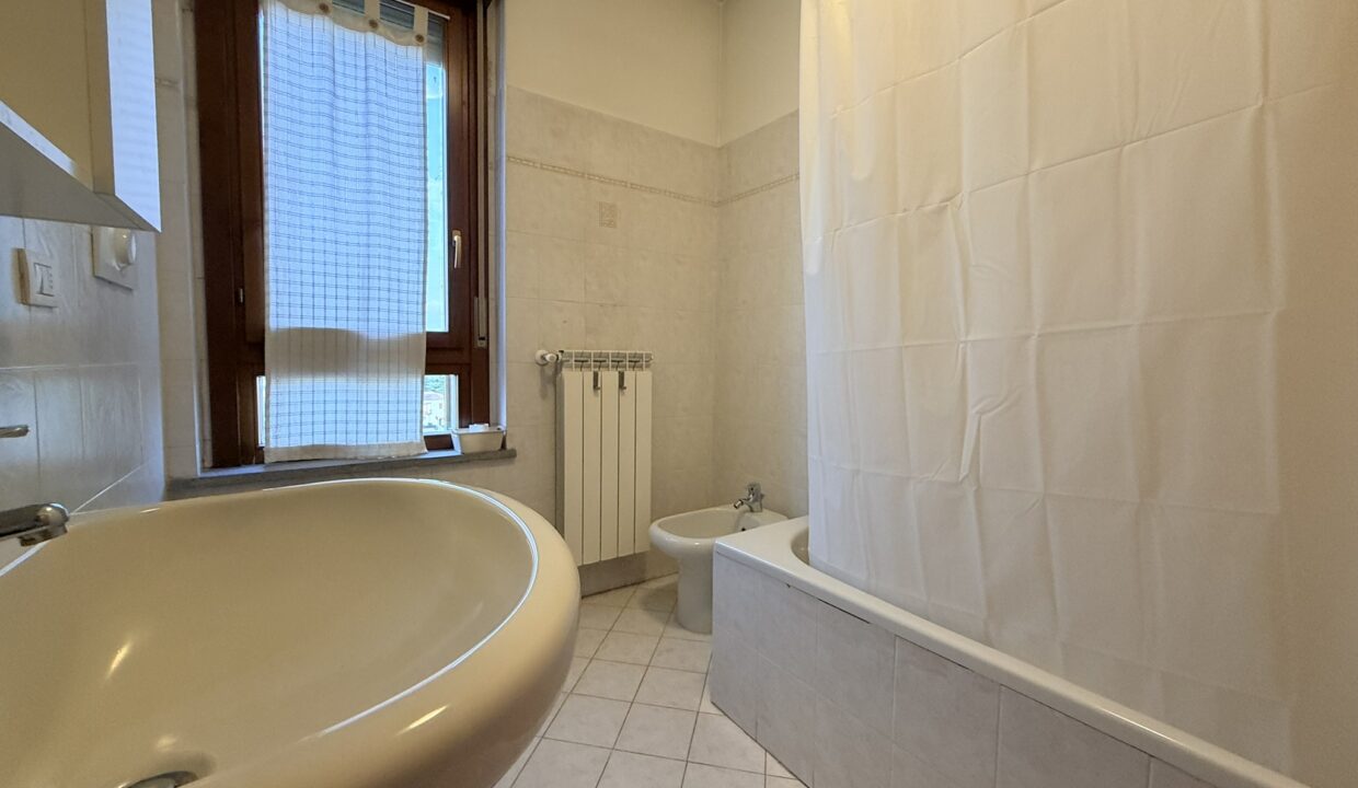 monolocale-gallarate-stazione-arredato-box-cantina-malpensa