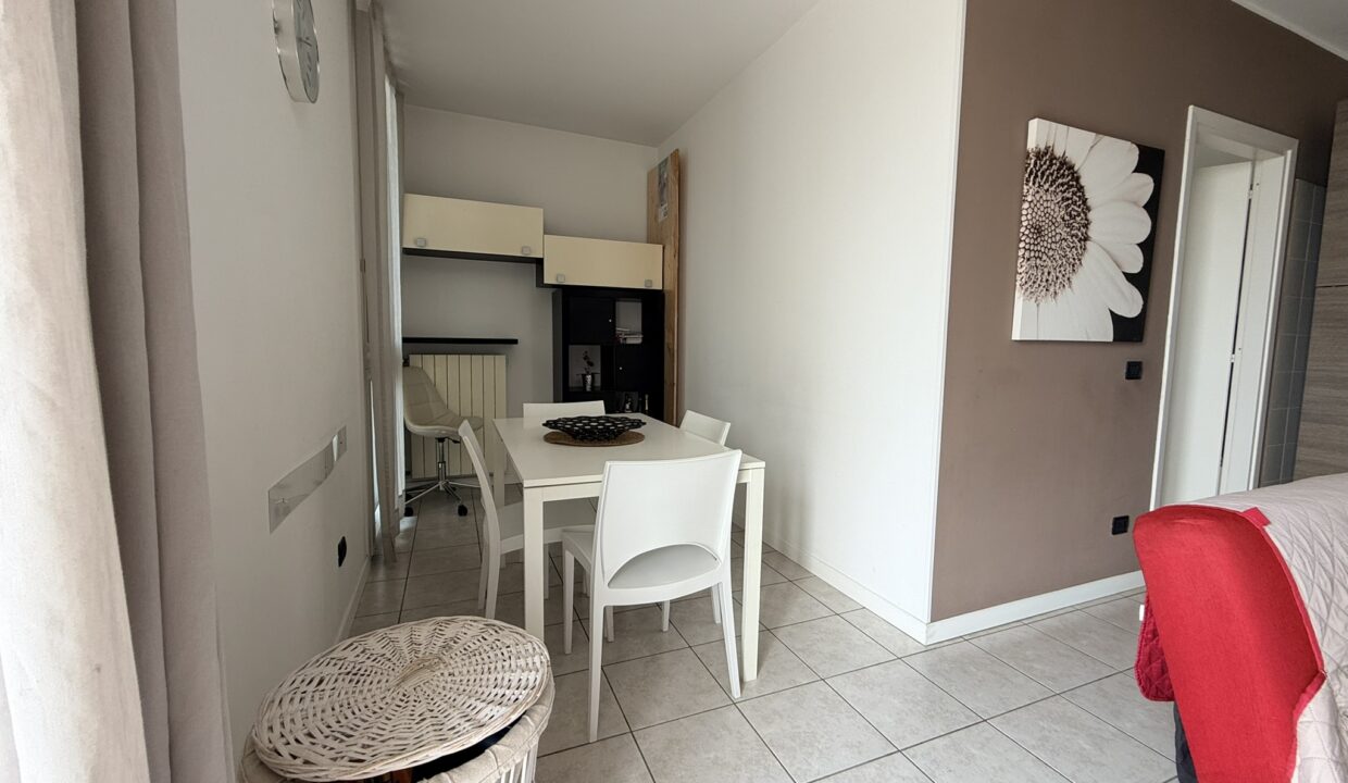 trilocale-arredato-affitto-balcone-malpensa-milano-gallarate