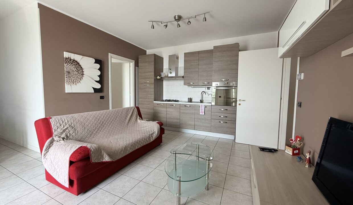 trilocale-arredato-affitto-balcone-malpensa-milano-gallarate
