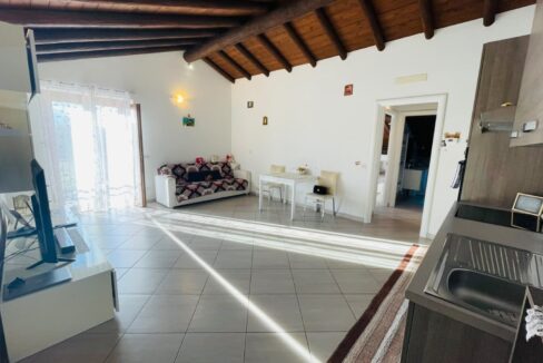bilocale-arredato-arsago-seprio-balcone-cantina-posto-auto-malpensa-milano